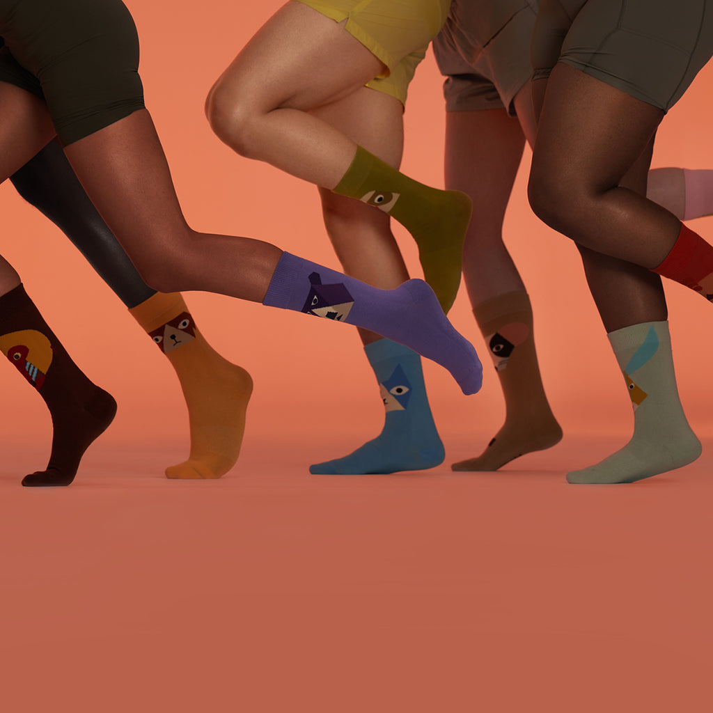 SEMIBOLD ROAR SOCKS ATHLEISURE GEOMETRIC ANIMAL CREW SOCKS ONE SIZE SIDE