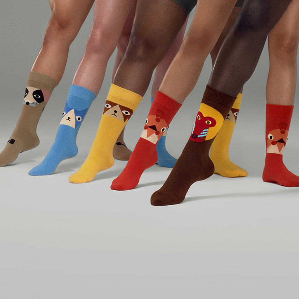 SEMIBOLD ROAR SOCKS ATHLEISURE GEOMETRIC ANIMAL CREW SOCKS ONE SIZE FRONT