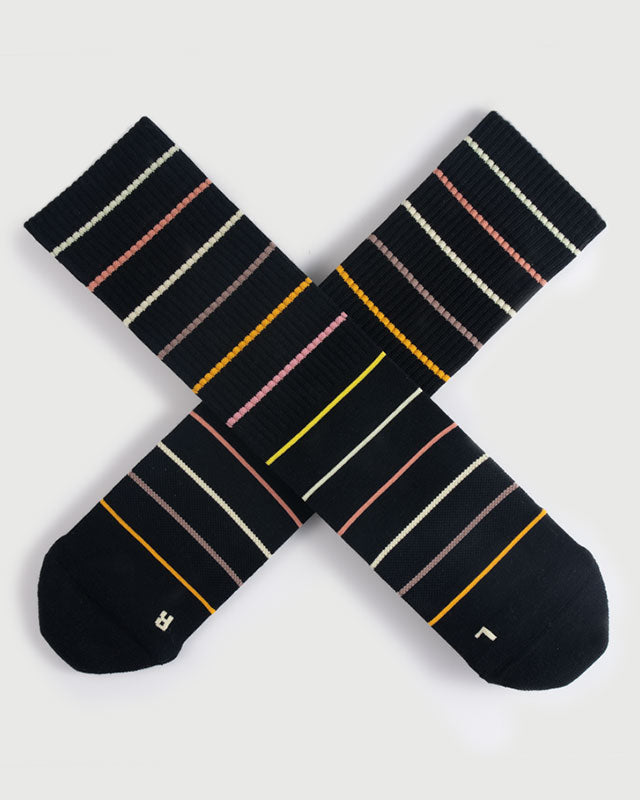 SEMIBOLD PIMA COTTON COLOR STRIPE ATHLEISURE CREW SOCKS SN23010201SRP BLACK S M